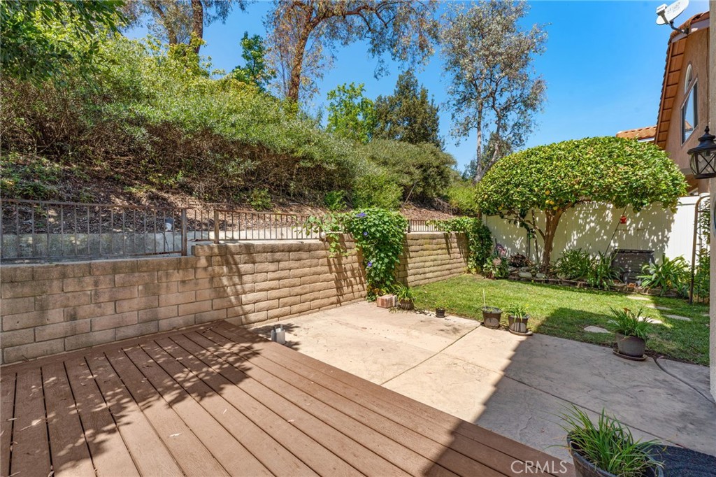 main property photo 24
