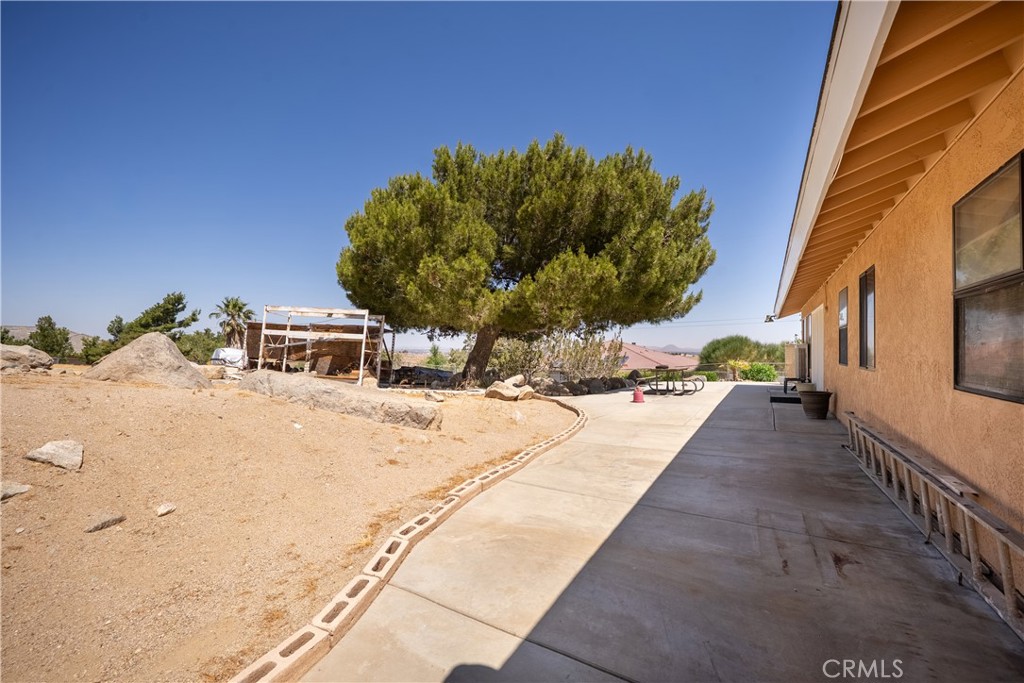 main property photo 36