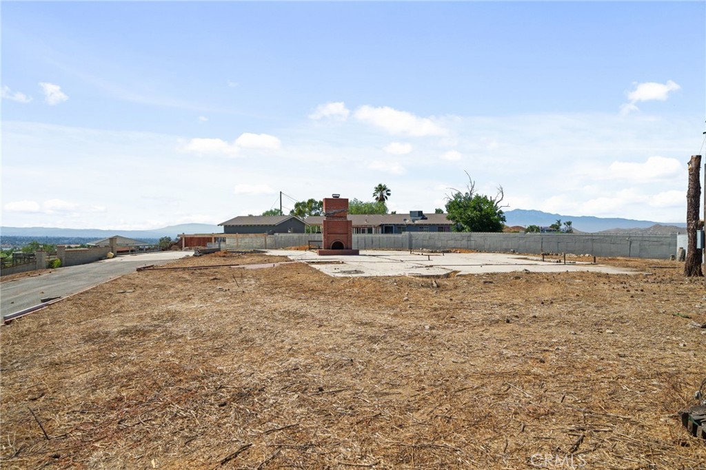 main property photo 8