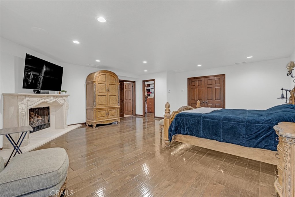 main property photo 60