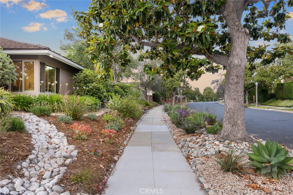 main property photo 66