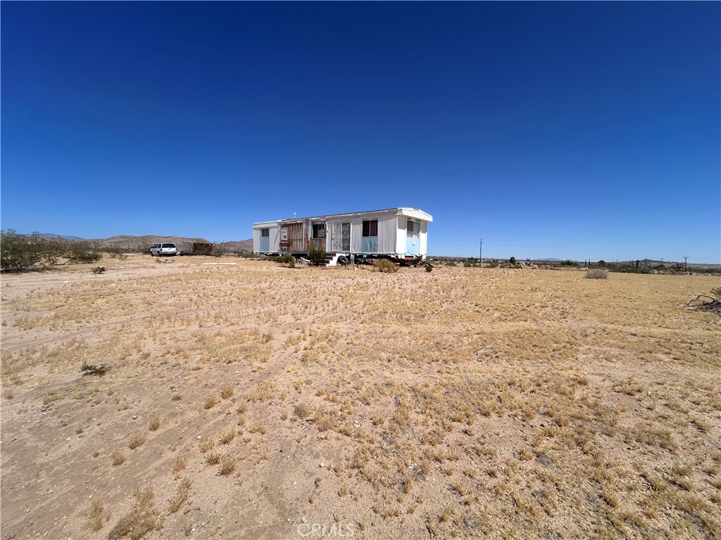 main property photo 6