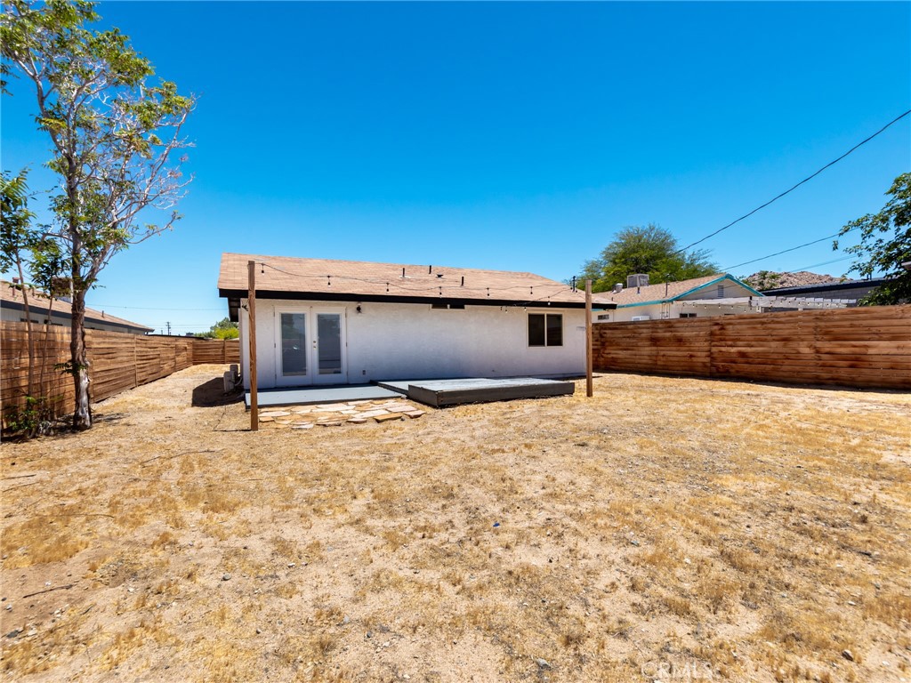 main property photo 30