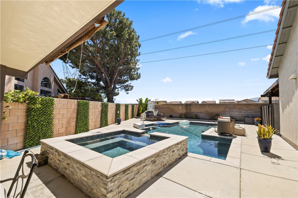 main property photo 37