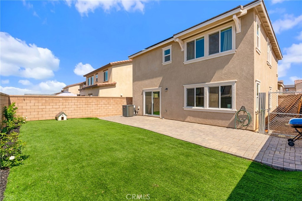 main property photo 33