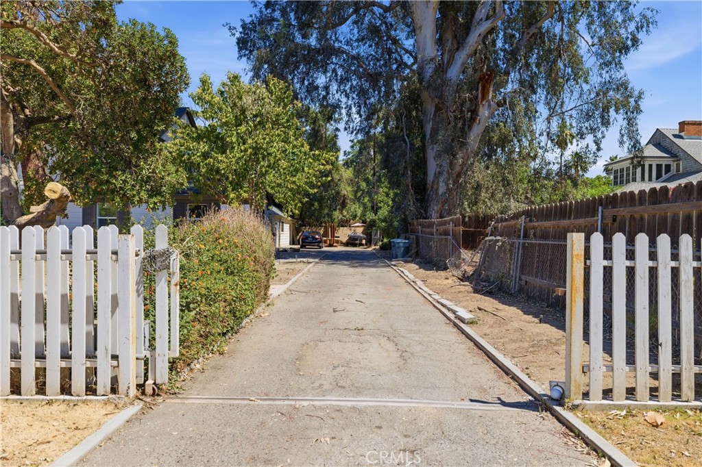 main property photo 64