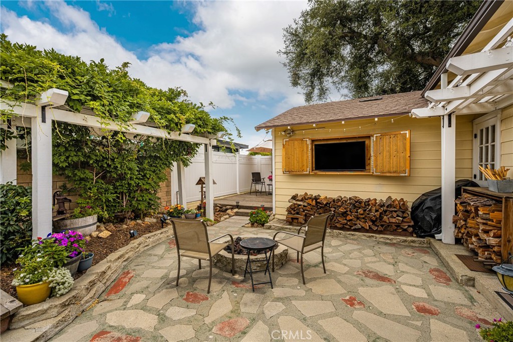 main property photo 44