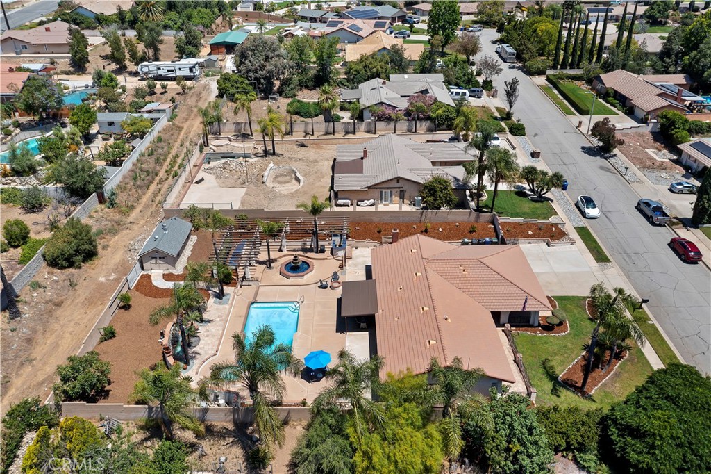 main property photo 59