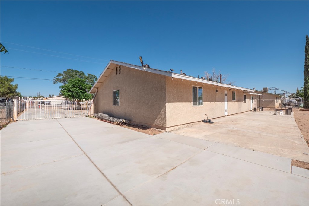 main property photo 20