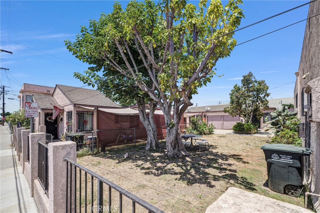 main property photo 29