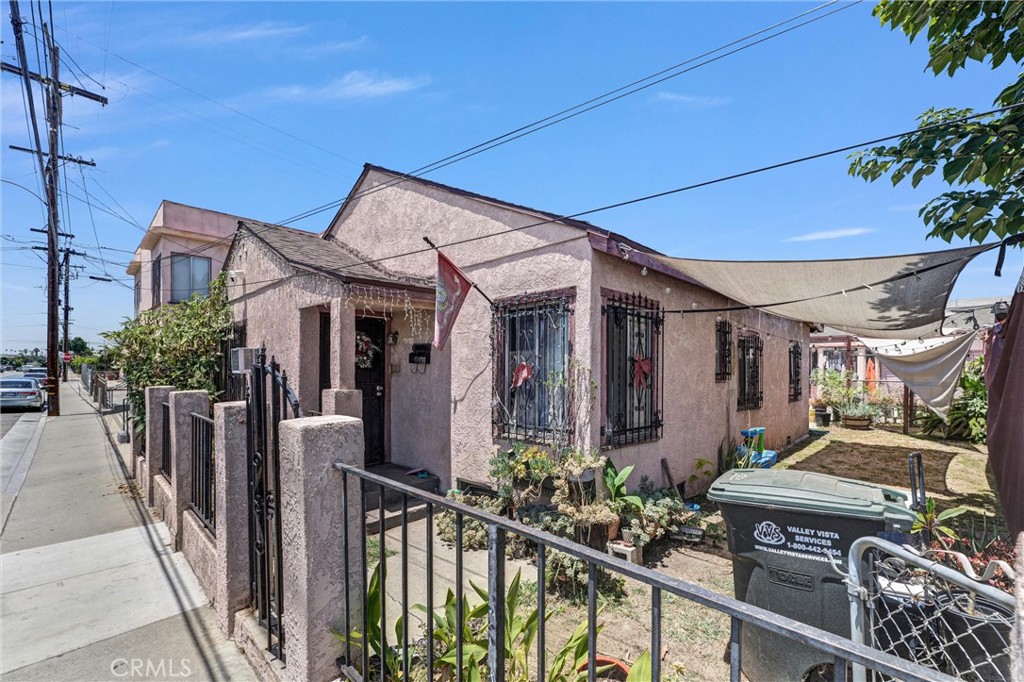 main property photo 35