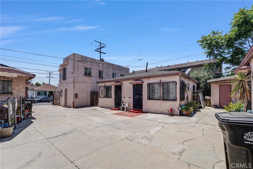 main property photo 38