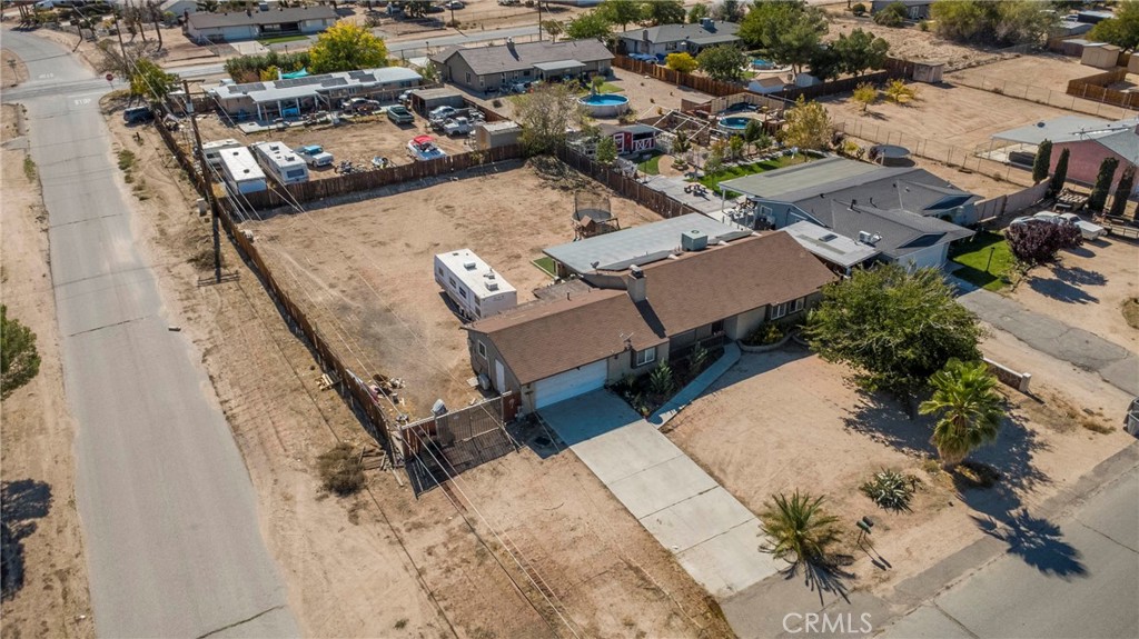 main property photo 24