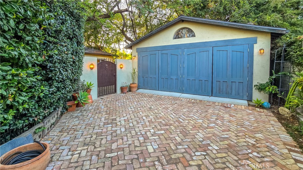 main property photo 57