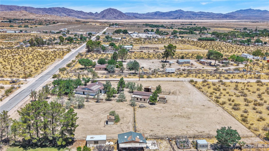 main property photo 41