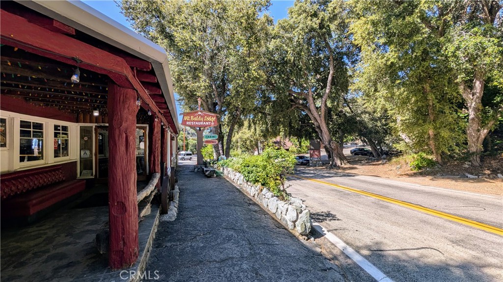 main property photo 16