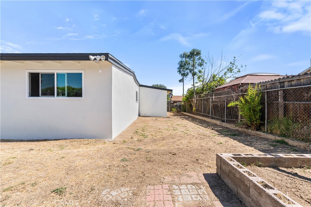 main property photo 47