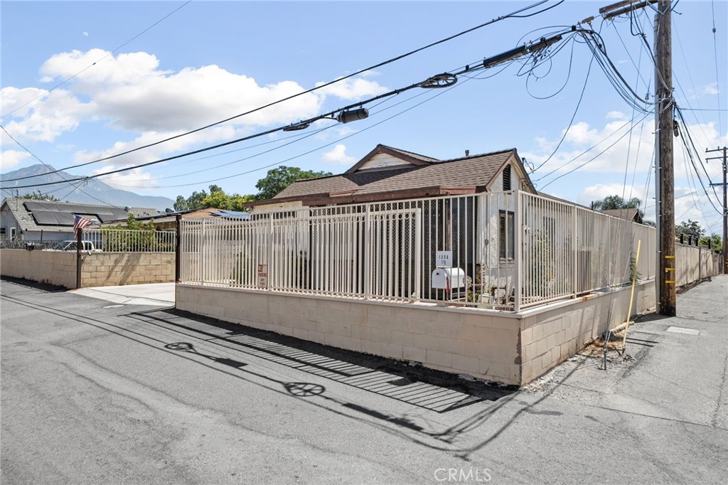 main property photo 22