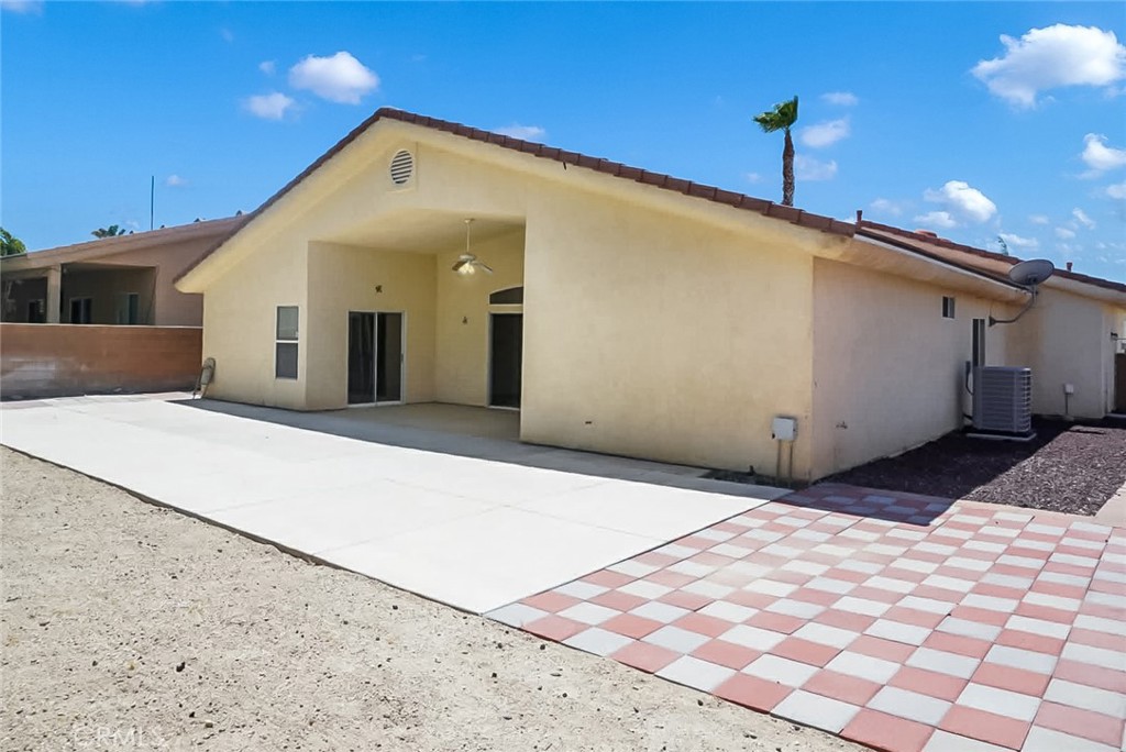 main property photo 30