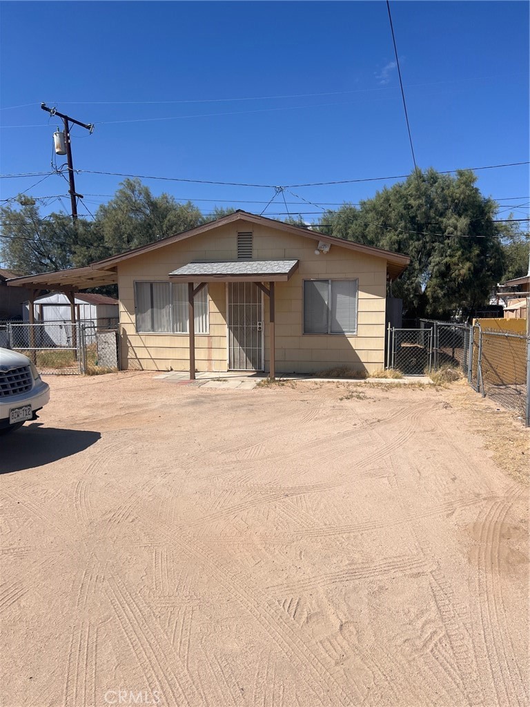 main property photo 3