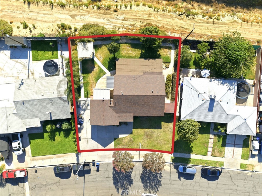 main property photo 51