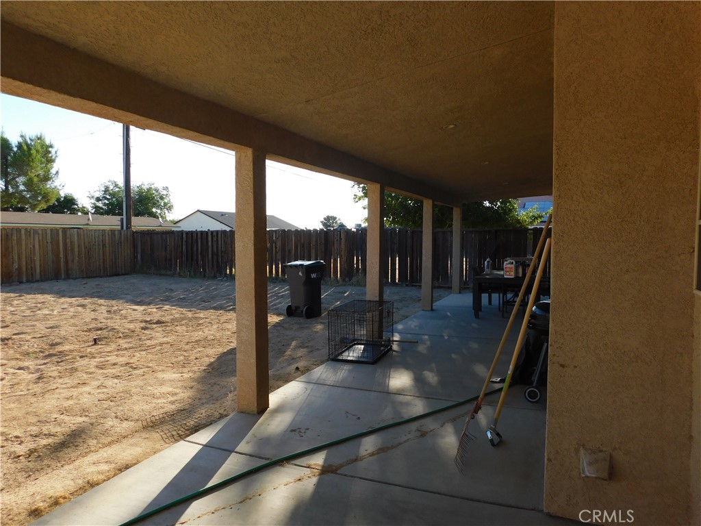 main property photo 11
