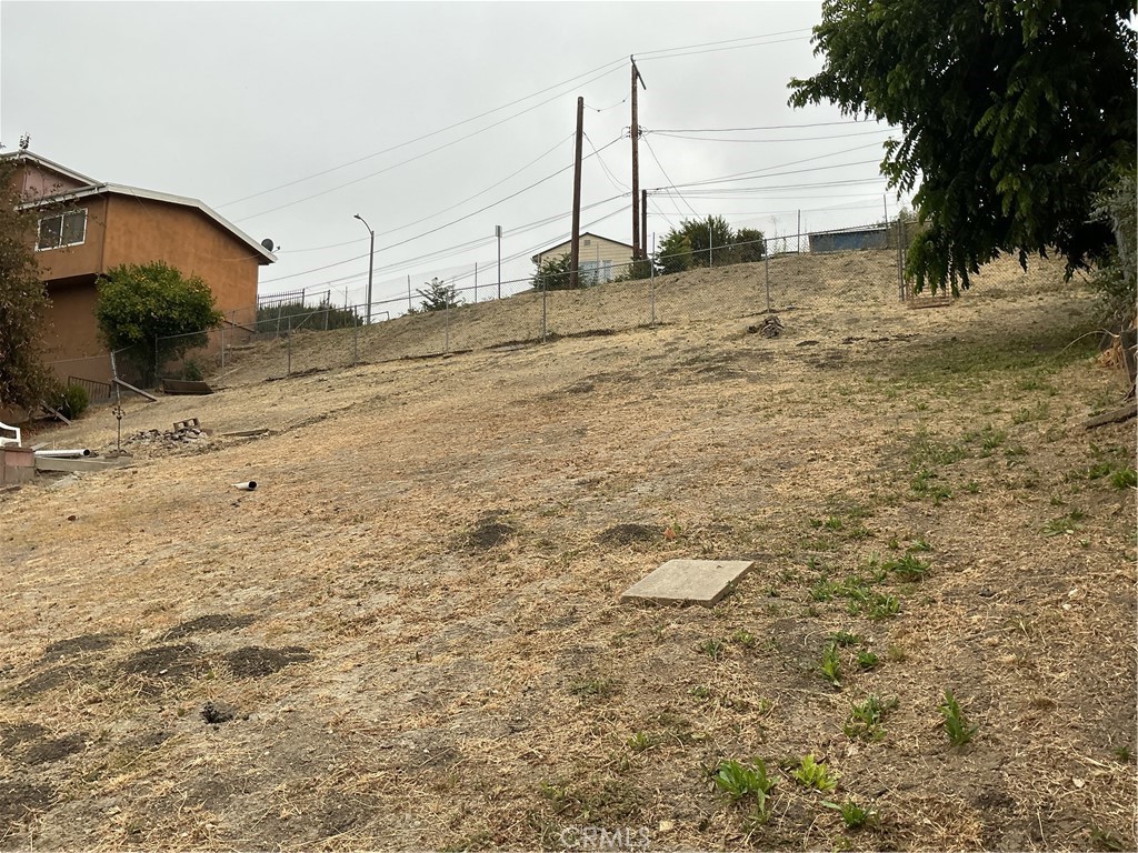 main property photo 7