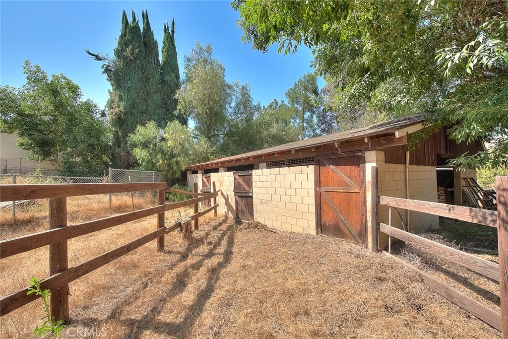 main property photo 54