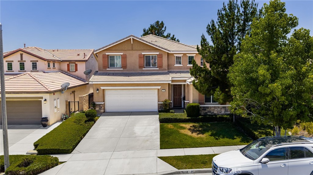 main property photo 40