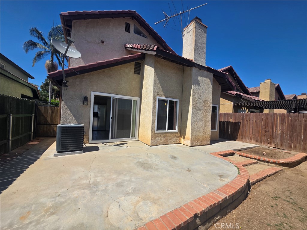 main property photo 16