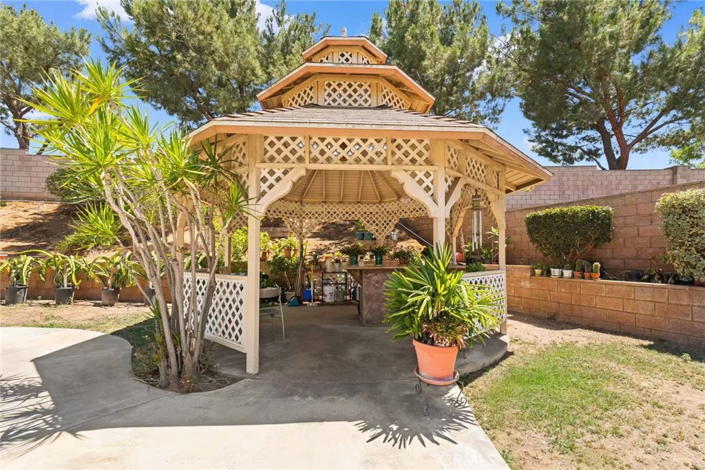 main property photo 54