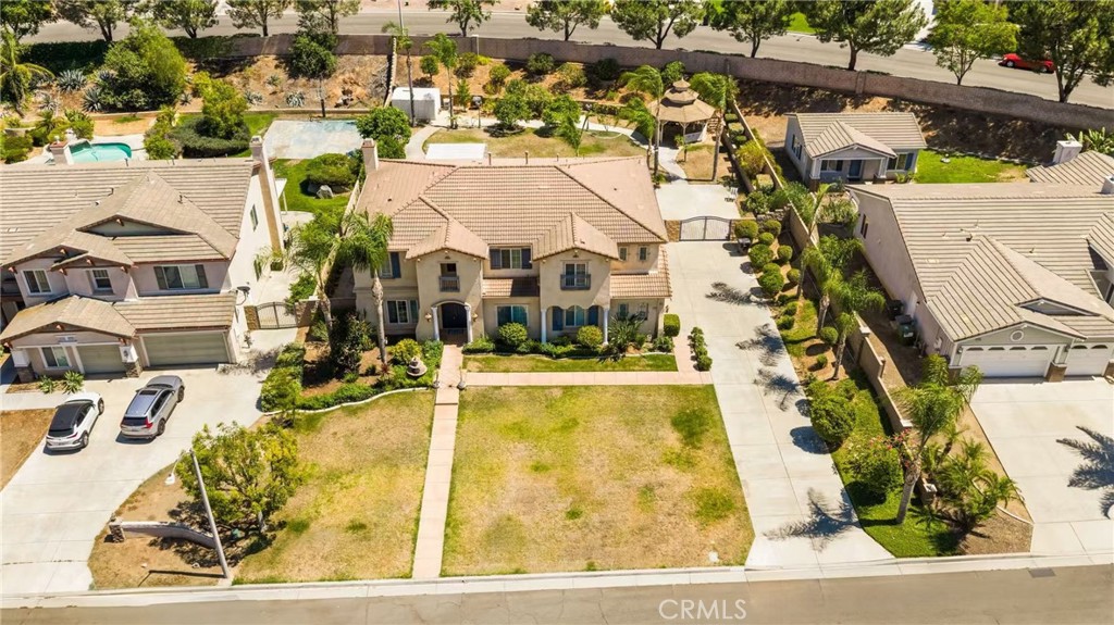 main property photo 64