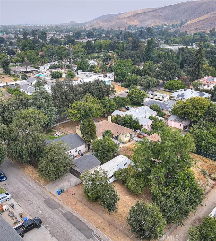 main property photo 59