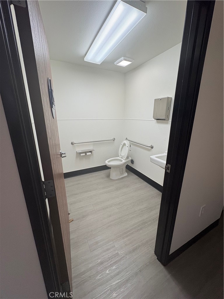 main property photo 8