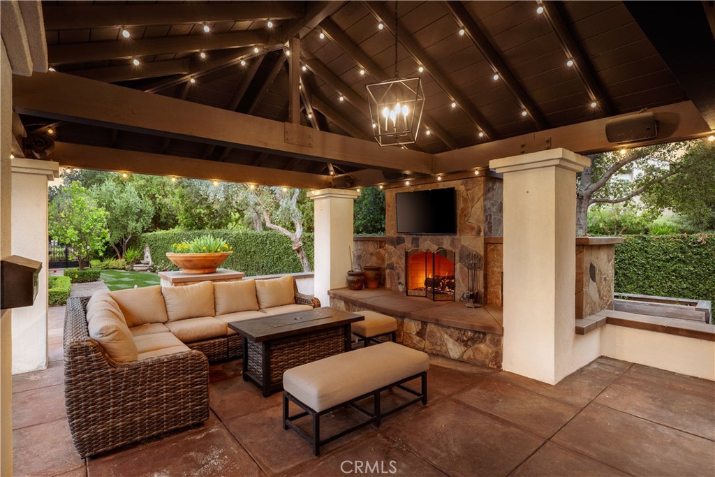main property photo 50