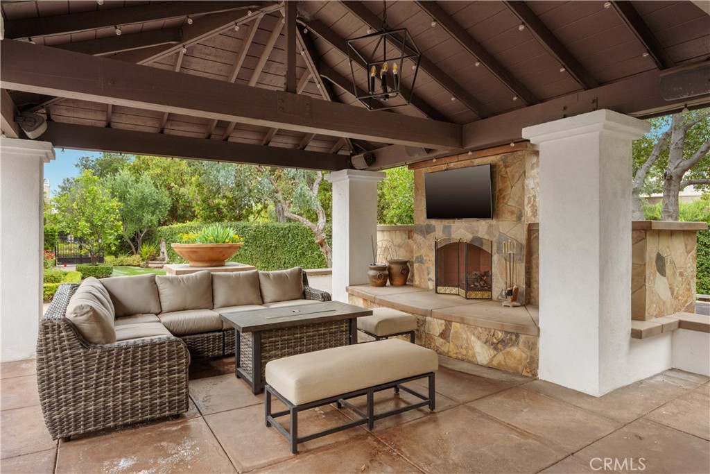 main property photo 51
