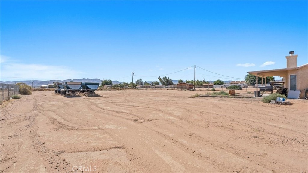 main property photo 23