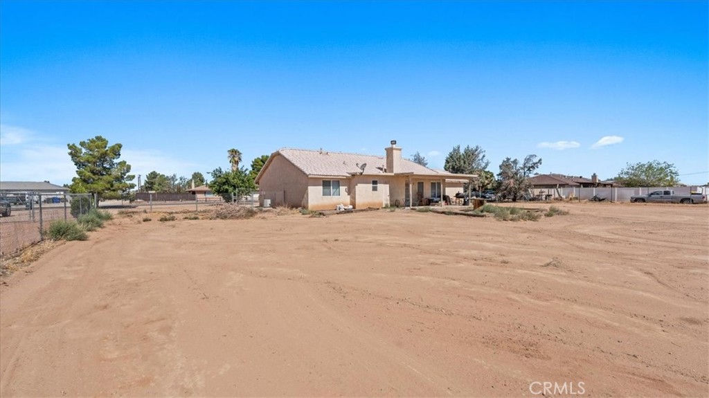 main property photo 25