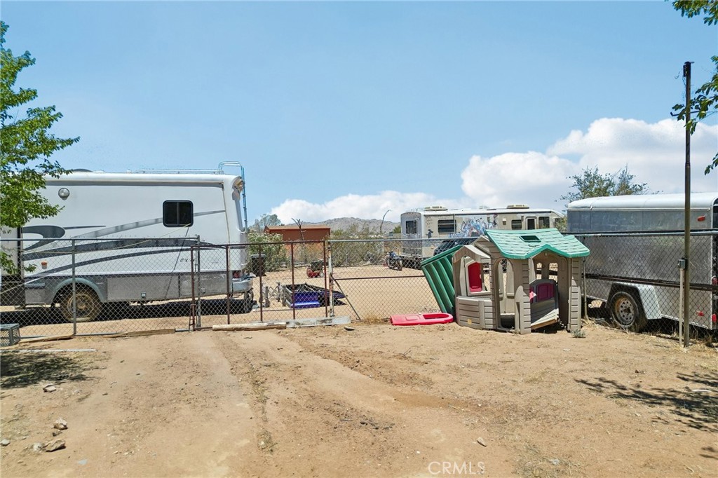 main property photo 29