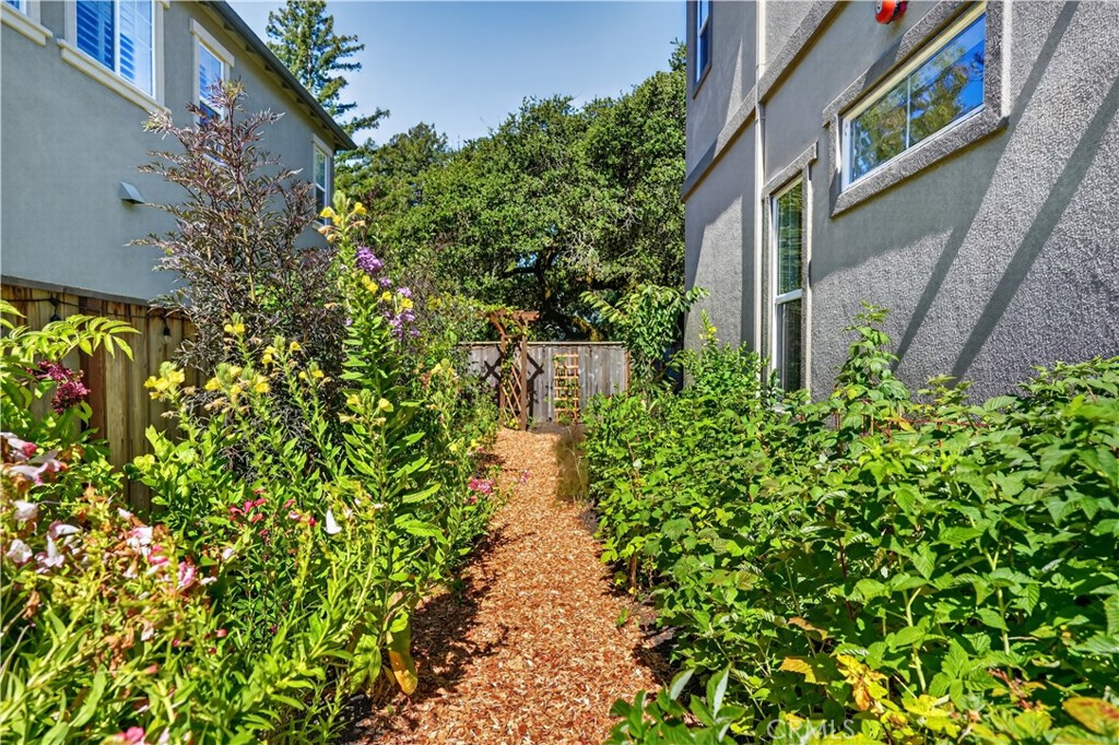 main property photo 59