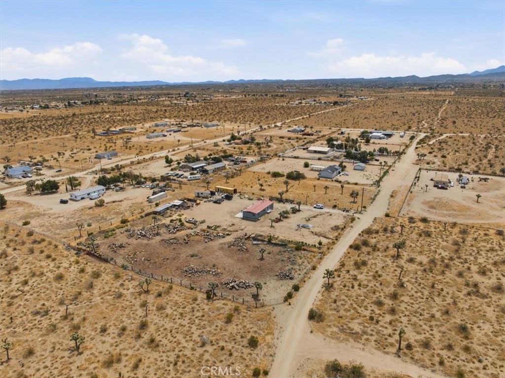 main property photo 30
