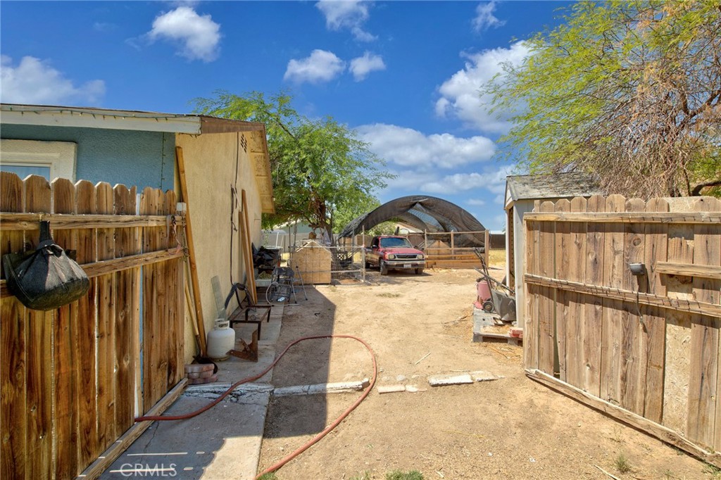 main property photo 35