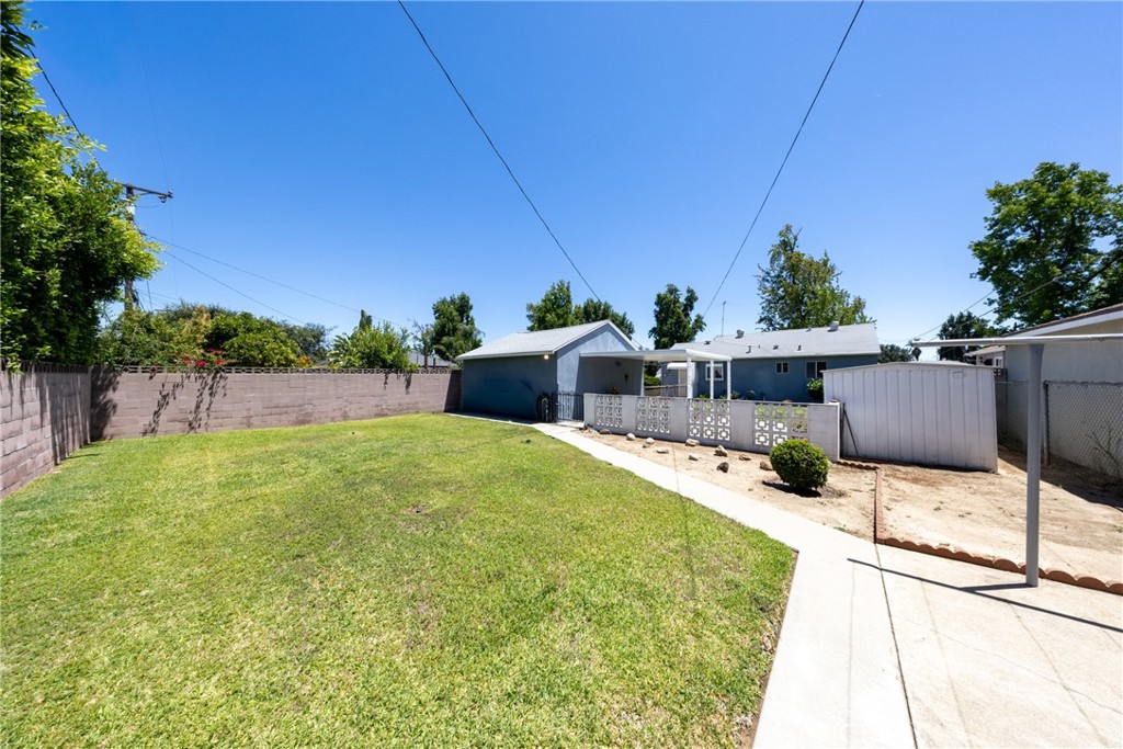 main property photo 28