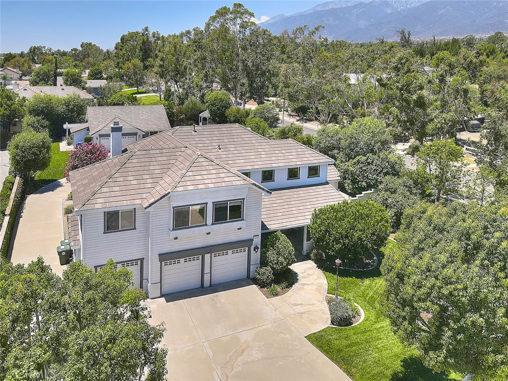 main property photo 68