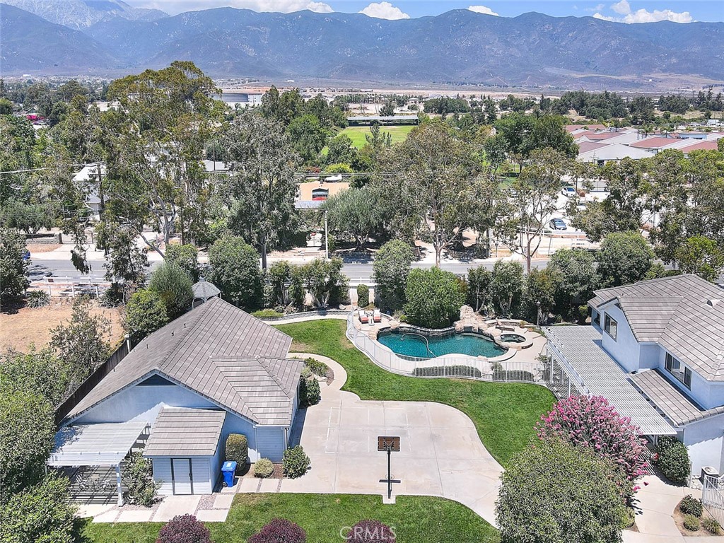 main property photo 73