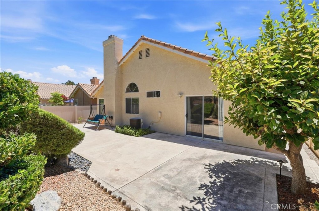 main property photo 29