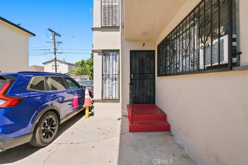 main property photo 11