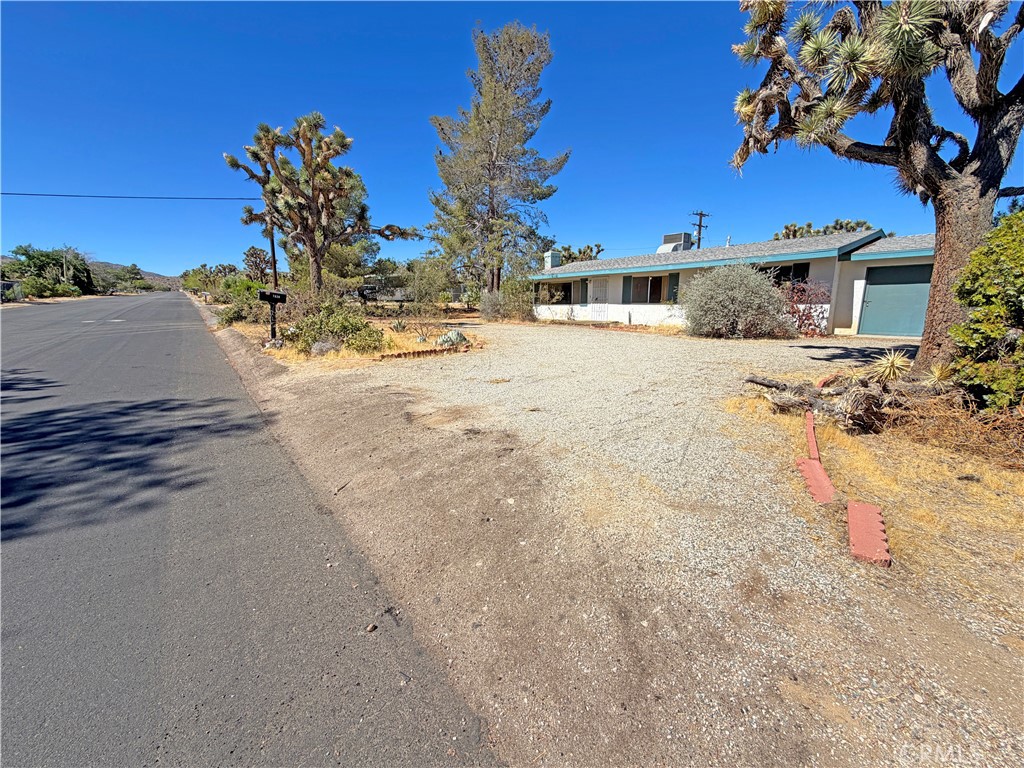 main property photo 30
