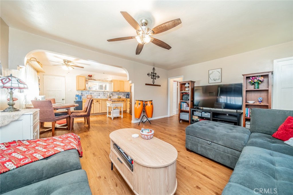 main property photo 5