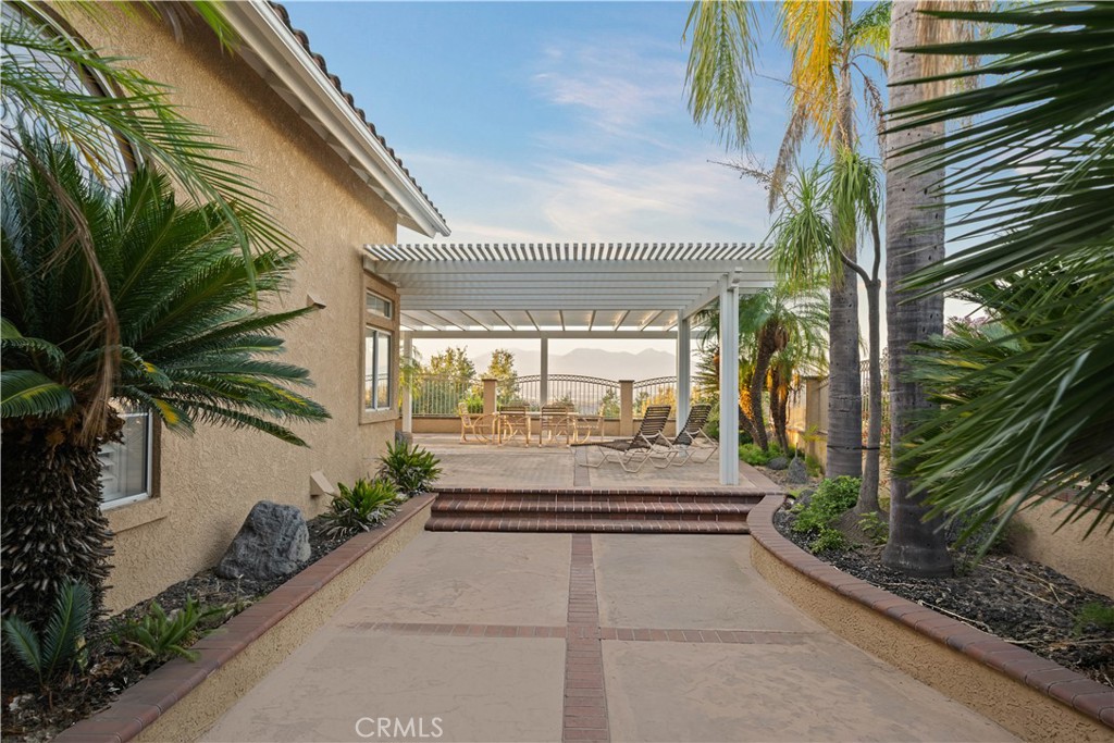 main property photo 50